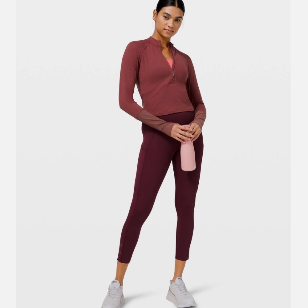 Lululemon XS Its Rulu Long Sleeve Pullover in Crop Maroon Red Savannah Size 2